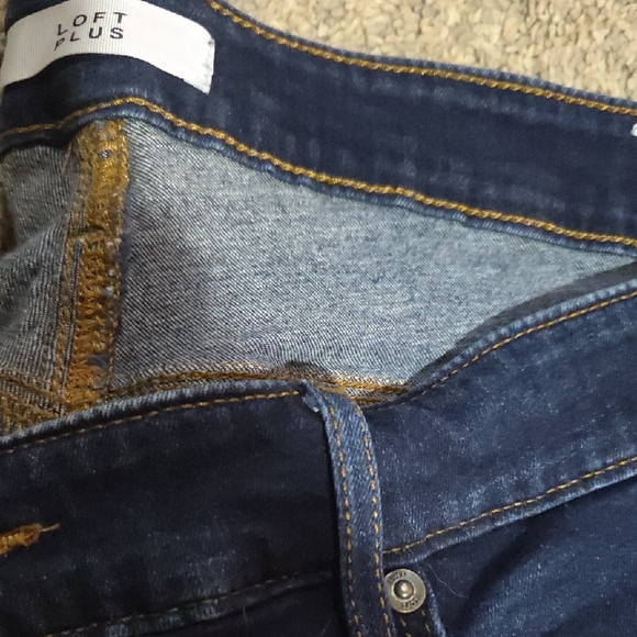LOFT Women's Dark Blue Skinny Jeans - Picture 2 of 5